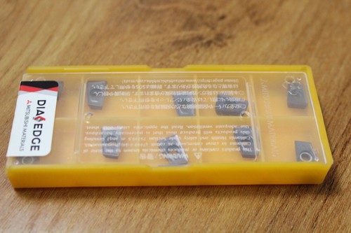 Qomt0934r vp30rt mitsubishi - vp30rt,